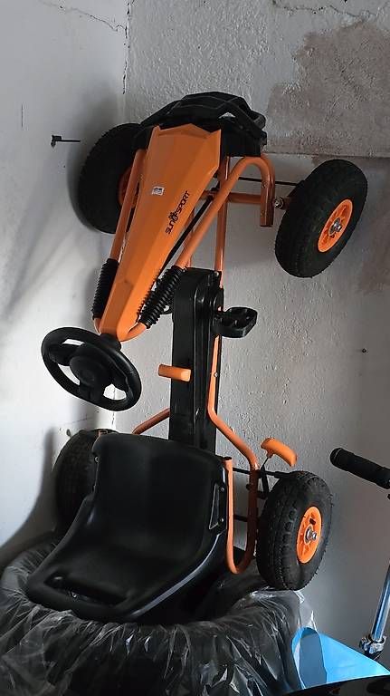 Veicoli per bambini: Kart à pédales – Usato da Givisiez venduto da ng.pelle