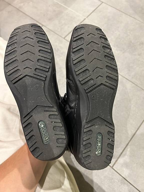 Scarpe da donna: Remonte Winterschuhe Grösse UK 5.5 – Usato da Gams venduto da Mextop 2