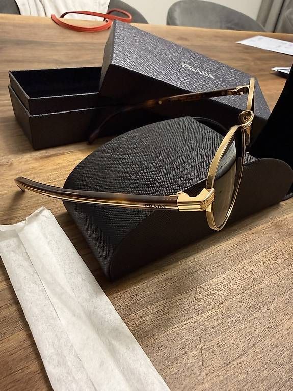 Prada Occhiali & Lenti: NEU! Prada Sonnenbrille PR B52S 5AK09Z – Nuovo (secondo la descrizione) da Zürich venduto da tgbpk 4