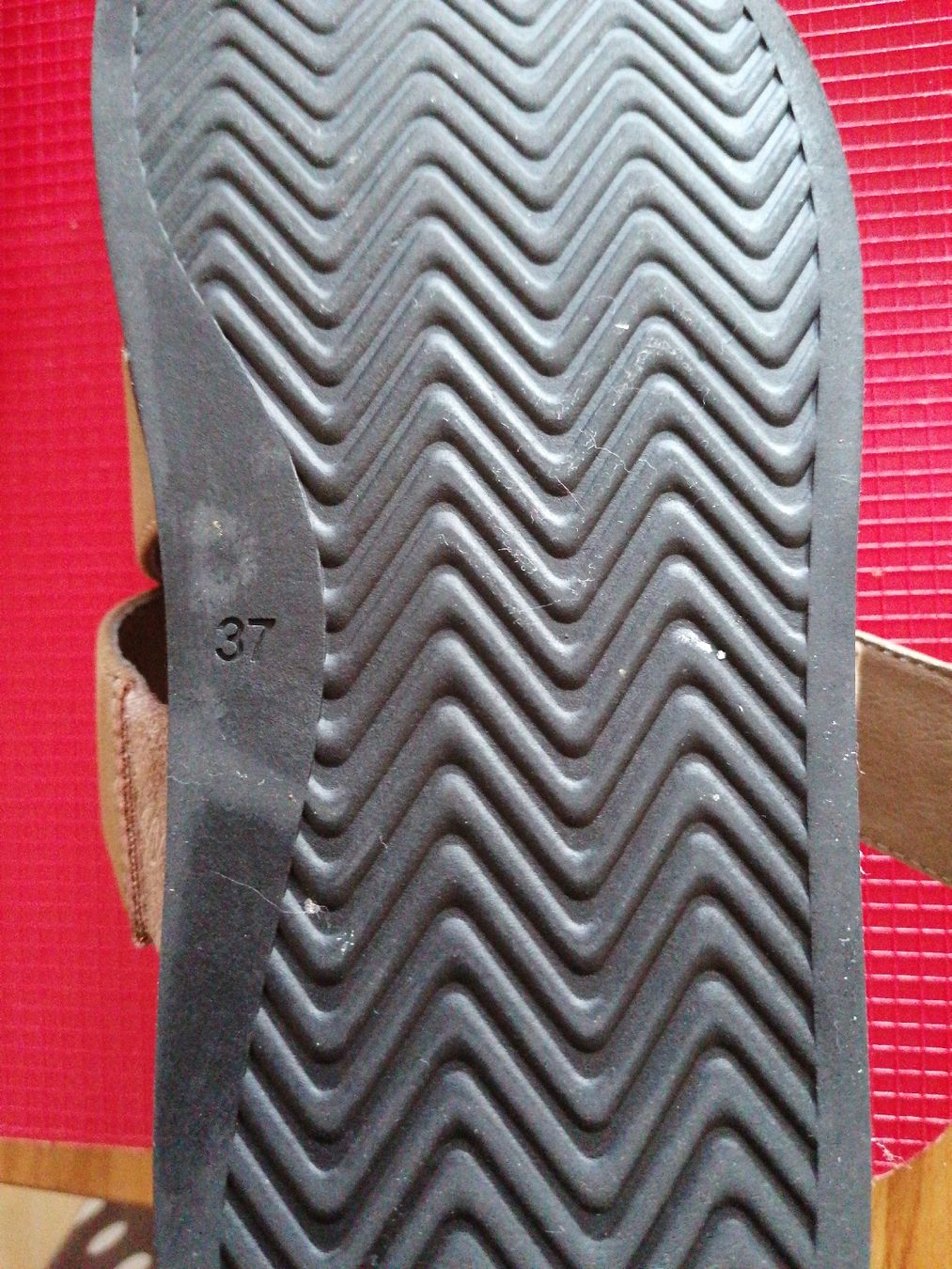 Scarpe da donna: Hausschuhe 37 neuwertig  – Nuovo (secondo la descrizione) da Kaltbrunn venduto da Pitschifan 1