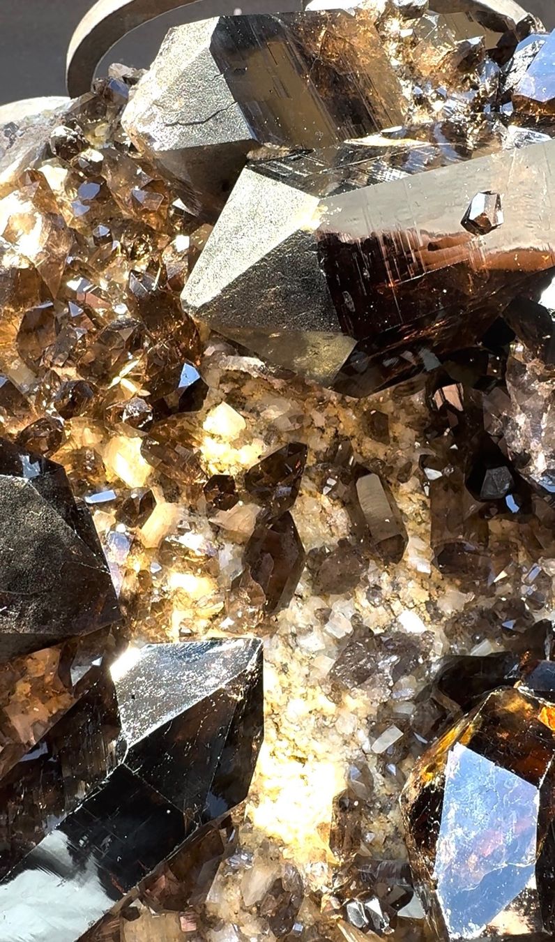 Minerali & Pietre curative: Morion Swiss Matrix – Usato da Genève venduto da qua_q7kb 8
