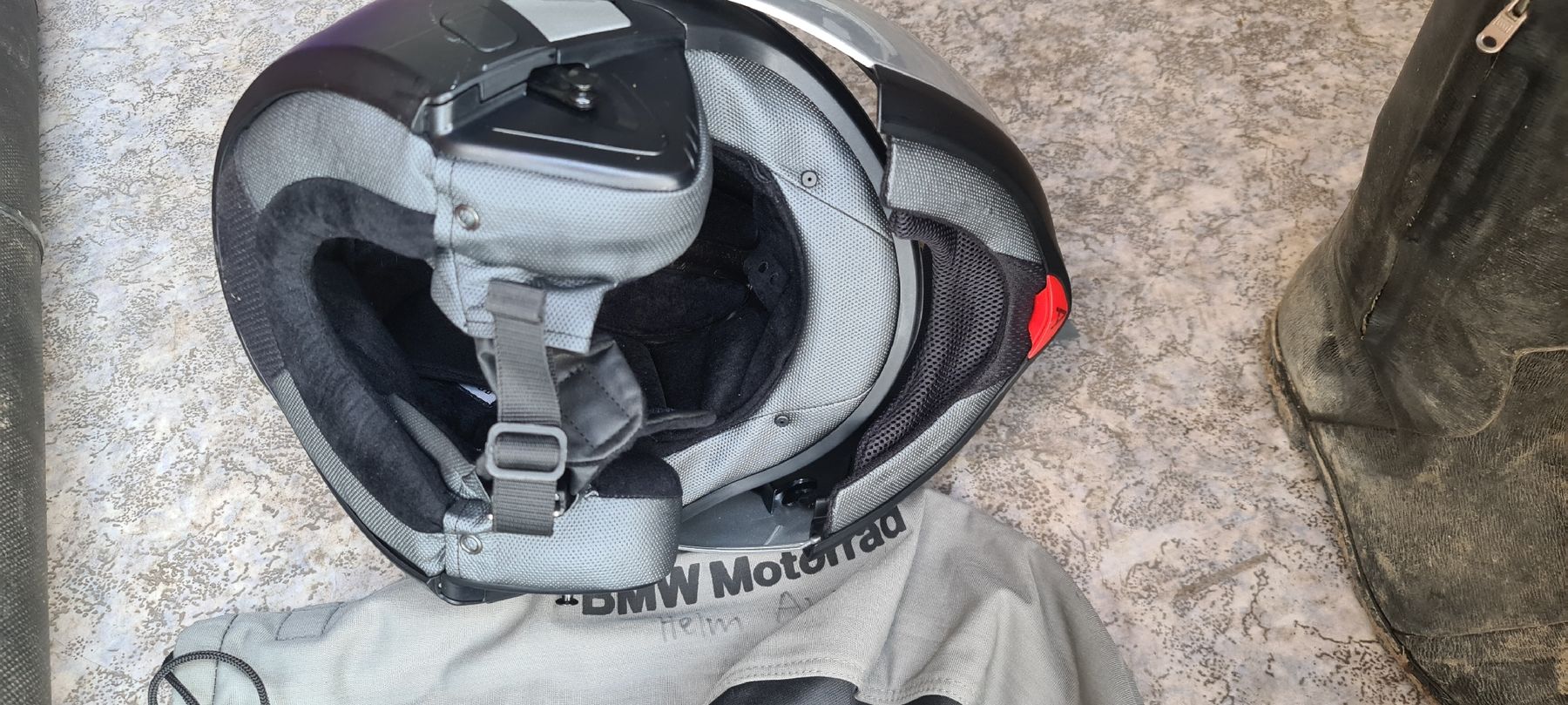 BMW Caschi & visiere: BMW Helme Typ 5 beide alt – Usato da Windlach venduto da Noldi6 3