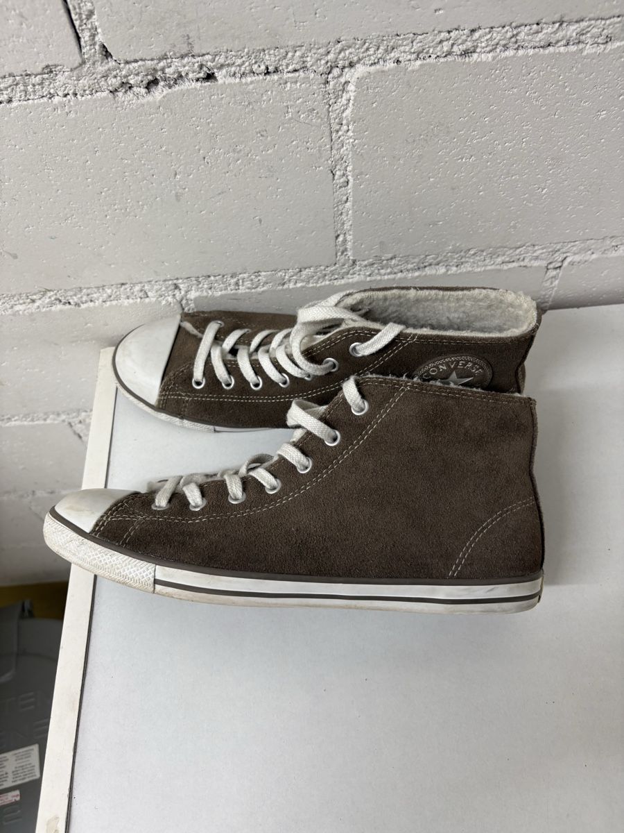 Converse Scarpe da donna: CONVERSE dame Winterschuhe grösse 40 – Usato da Thun venduto da jeff070 1