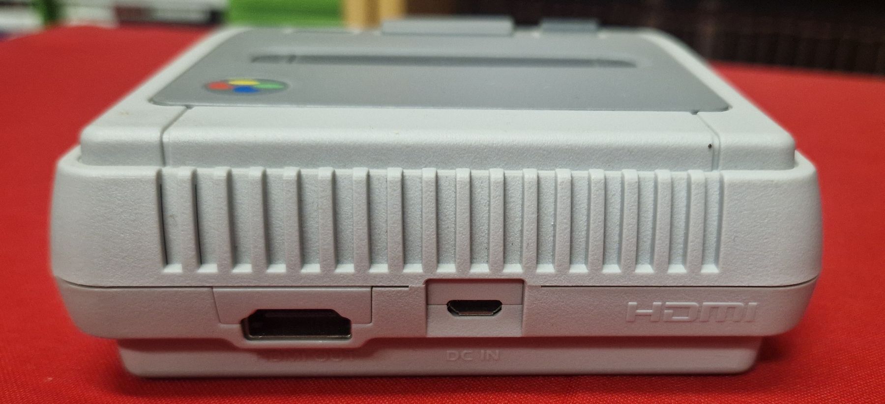 Nintendo Console: Console Nintendo Classic Mini Super Nintendo avec 2 manettes – Usato da Villars-sur-Glâne venduto da MrLobTec 1