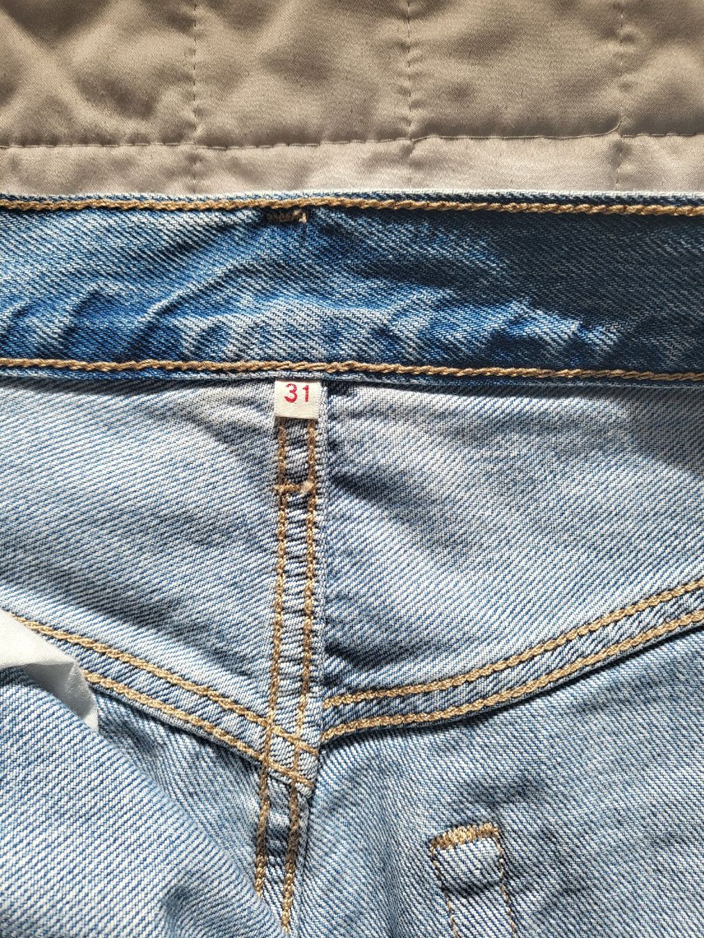 Levi's Gonne: Levi's Denim Skirt, size 31, light blue. – Usato da Sarmenstorf venduto da zuz_q5kq 5