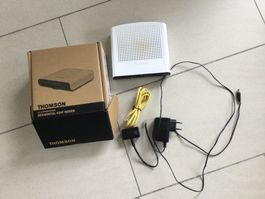 Thomson Modem/Router inkl. Stromkabel und LAN Kabel Top