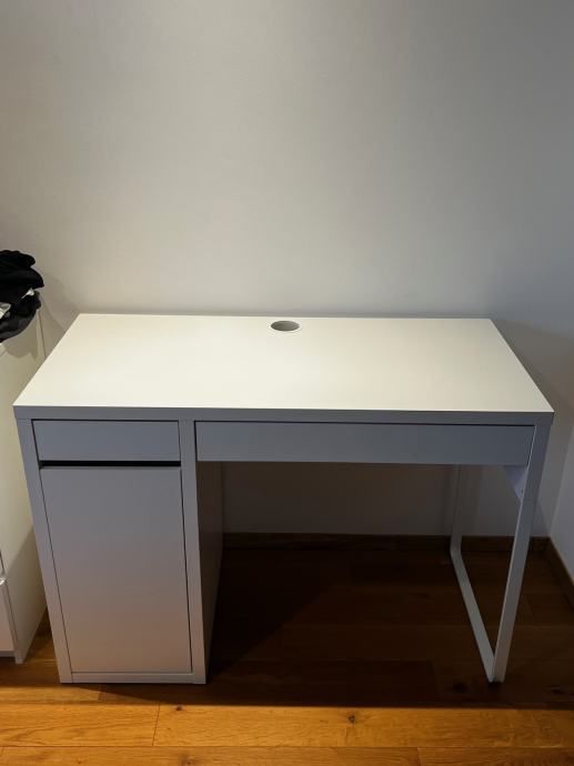 Ikea Scrivanie: Ikea Micke Tisch – Usato da Zürich venduto da fra_9wjn