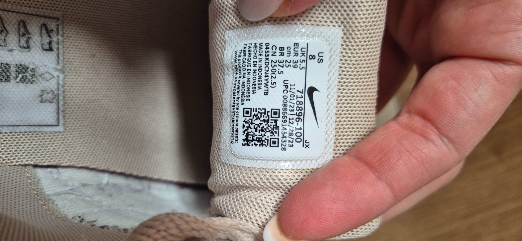 Nike Scarpe da donna: Nike Air Max Sneaker, Beige, Grösse 39 – Usato da Zizers venduto da Urijas 4
