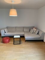 Graues Sofa