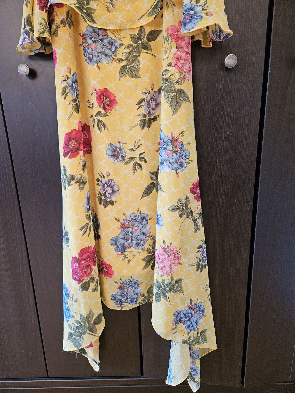 Vestiti: Yellow Floral Dress – Usato da Basel venduto da yat_r699 2