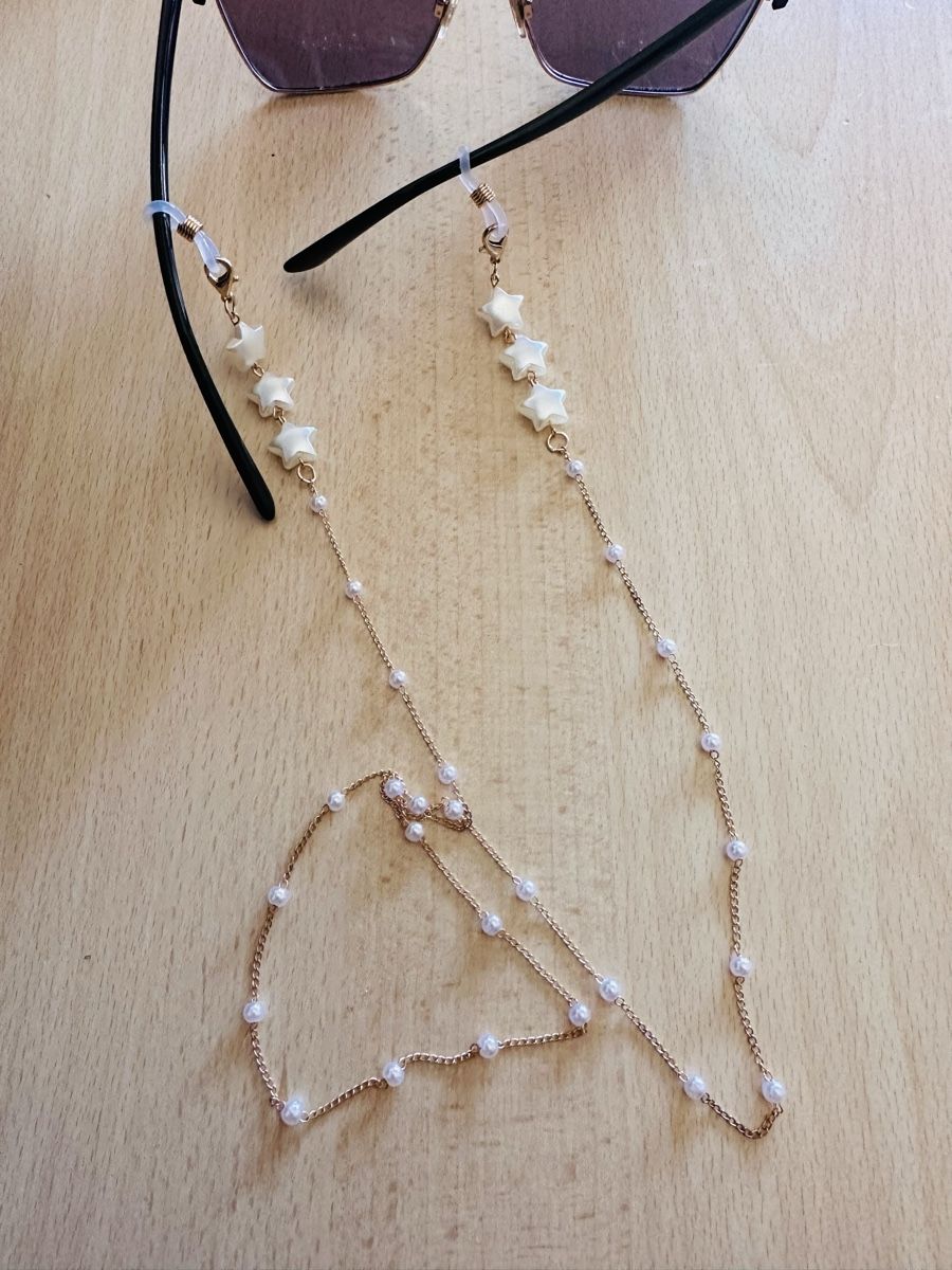 Sonstige Kleidung & Accessoires: Brillenkette mit Perlen und Sternen – Neu und originalverpackt aus Zürich von Fabrizio1978