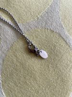 Collier swatch