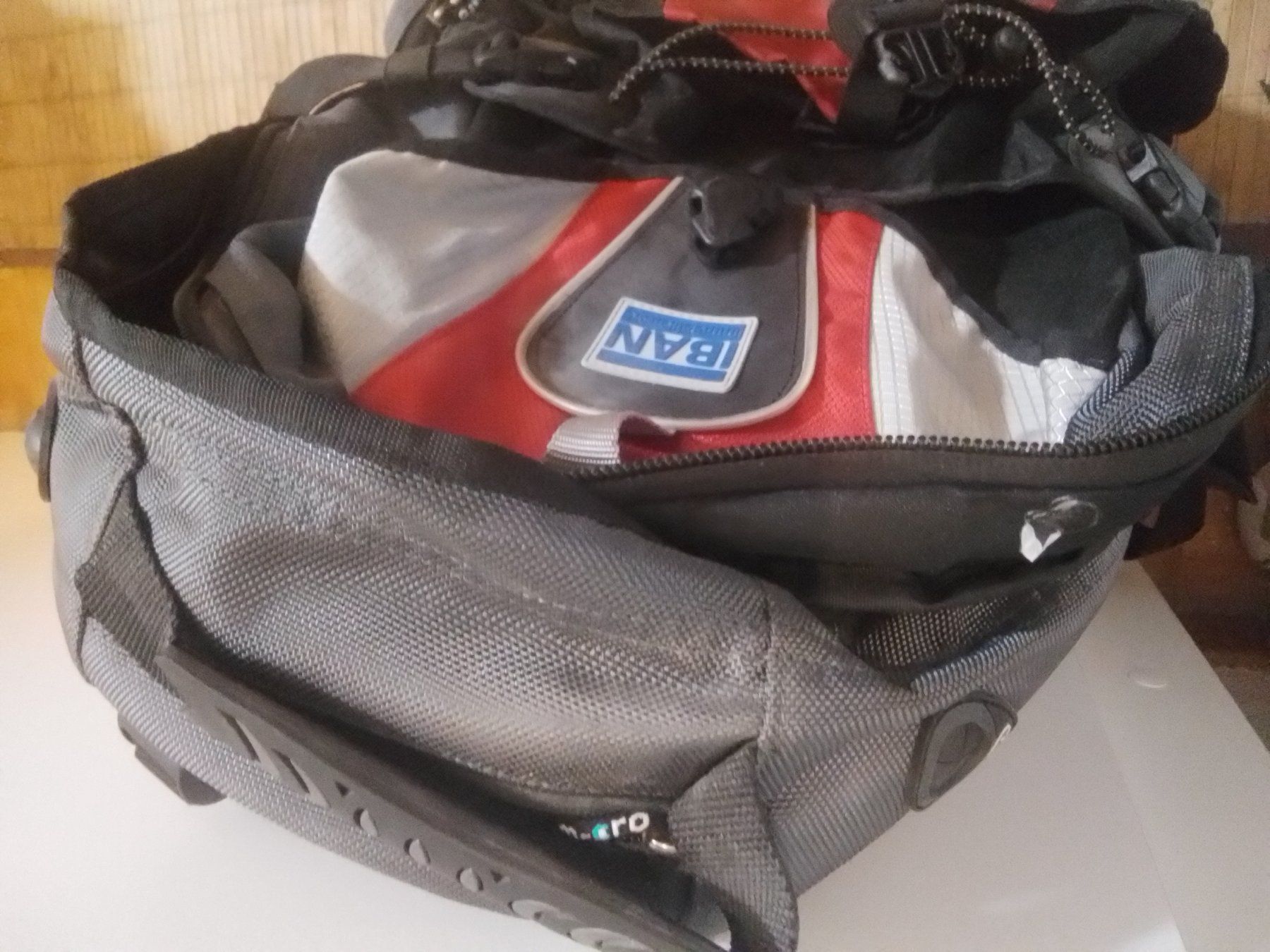 Micro Rucksäcke: MICRO Marke SWISS DESIGN Qualitäts-Rucksack – Gebraucht aus Rüti ZH von Velo-Jimmy 4