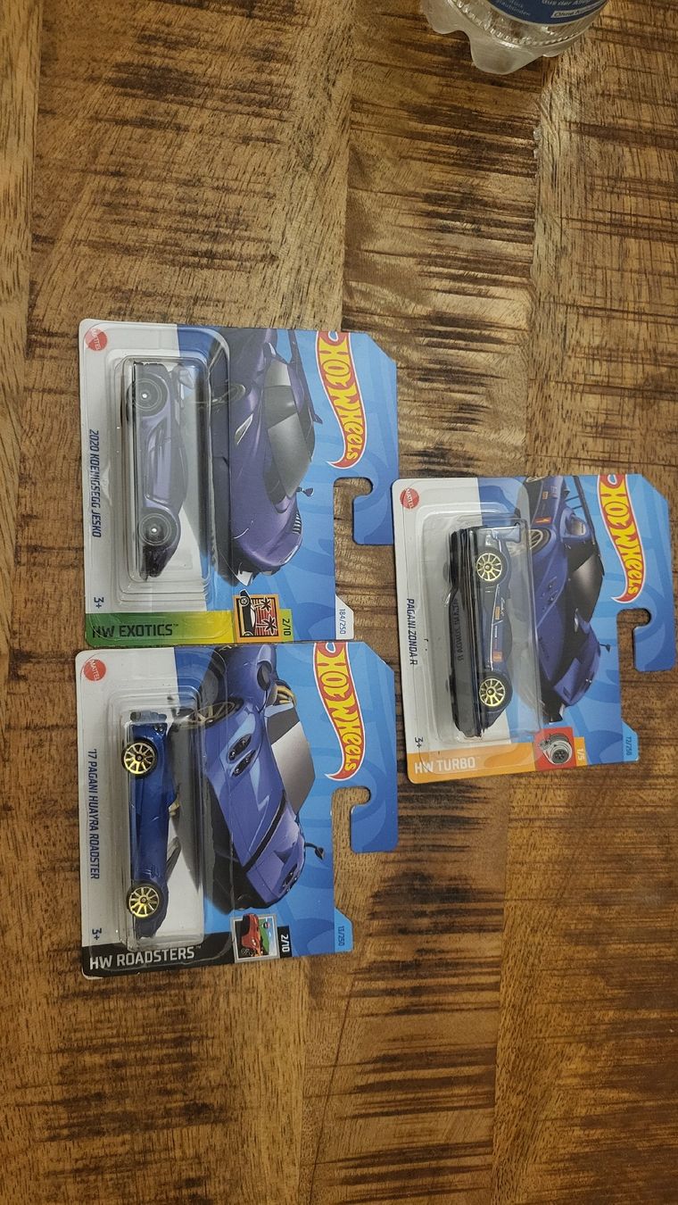 Hot Wheels Modellautos: Hot Wheels Pagani & Königsegg – Neu und originalverpackt aus Jona von mjo_f5t2 1