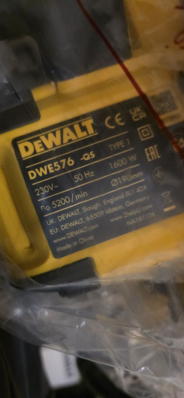 Dewalt Scies: DEWALT DWE 576 – Neuf avec emballage d'origine à Solothurn par Solo11 1