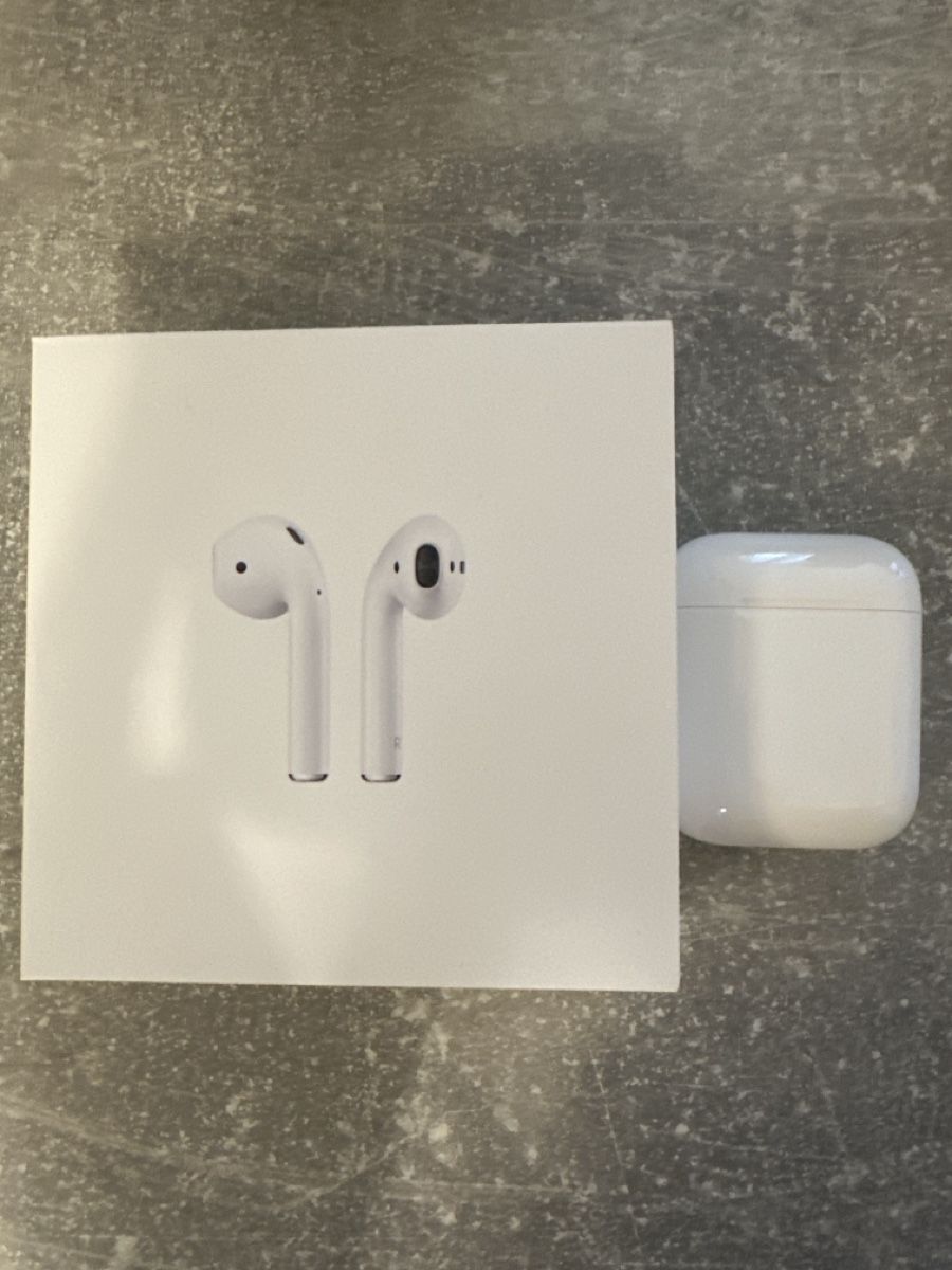 Apple Cuffie: Apple AirPods 2. Generation mit Ladecase gebraucht – Difettoso da Brugg AG venduto da muh_p2nc