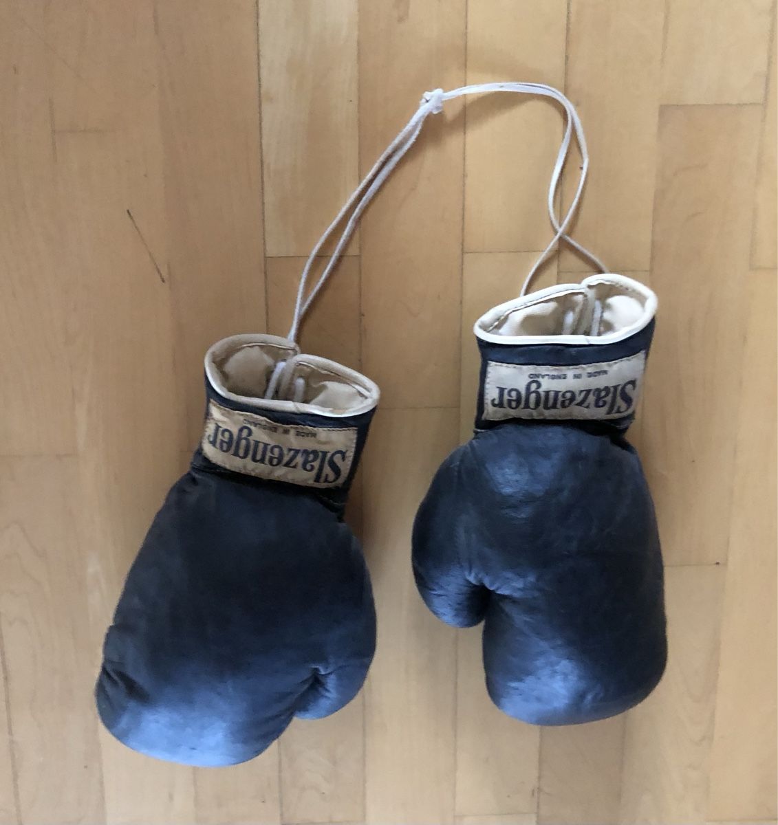 Altri accessori da uomo: Antike Slazenger Boxhandschuhe – Usato da Hünenberg venduto da Smile77.. 2