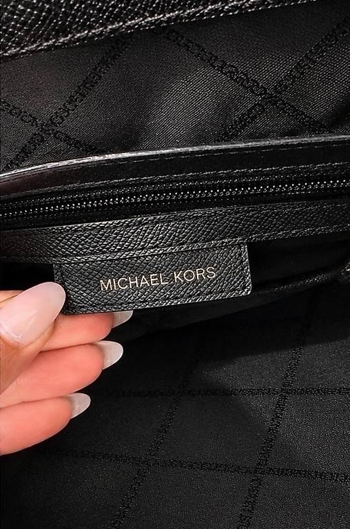 Michael Kors Borse: Michael Kors Tasche Gebraucht – Usato da Münchenstein venduto da jol_s6xw 2