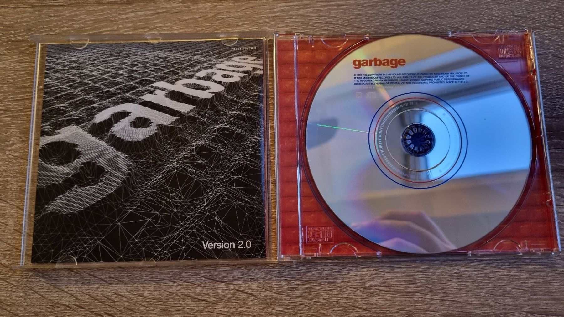 CD: Garbage - Version 2.0 – Usato da Hagenbuch ZH venduto da lecterr55 1
