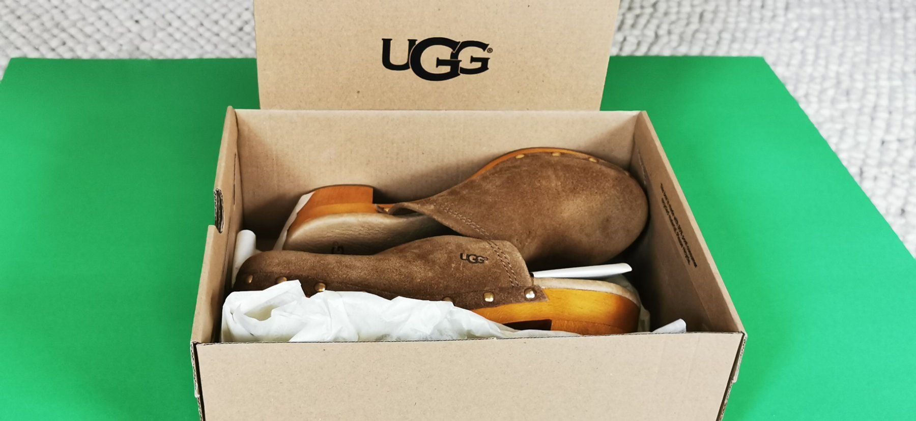 Ugg Scarpe da donna: UGG Clogs aus echtem Leder - Grösse 38 – Nuovo e nell'imballaggio originale da Egg b. Zürich venduto da bil_6lr7 4
