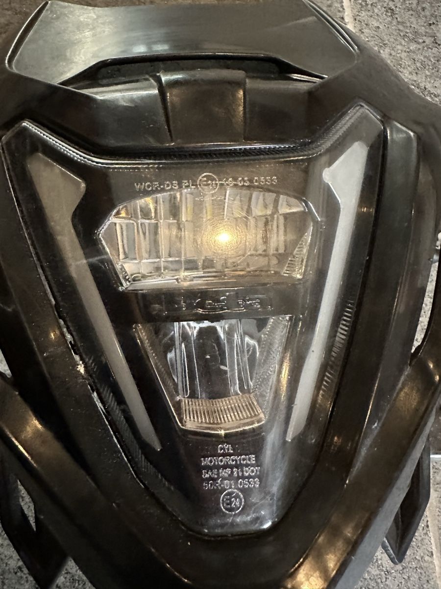Fari: Beta LED Lichtmaske – Usato da Kriens venduto da draussen-zu-hause 2