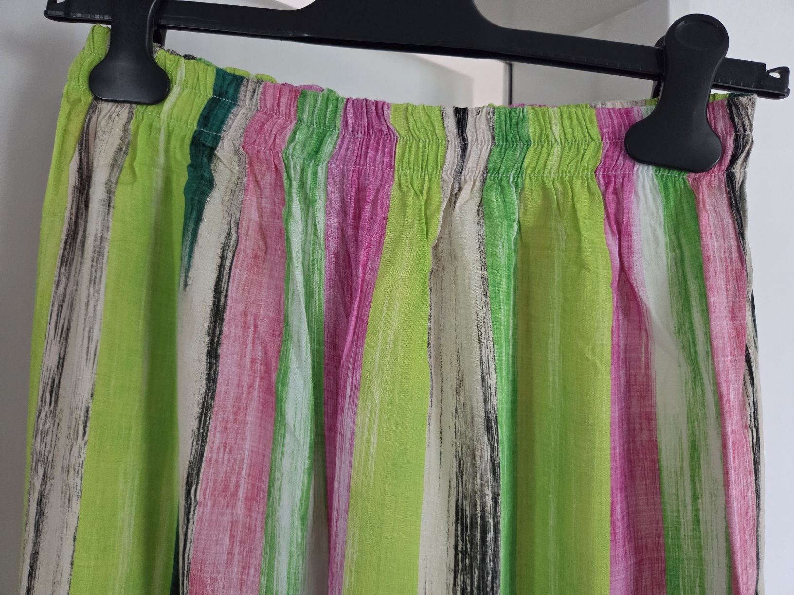 Pantaloni: Hose gr. S Baumwolle  – Nuovo (secondo la descrizione) da Bronschhofen venduto da Katrusja 1