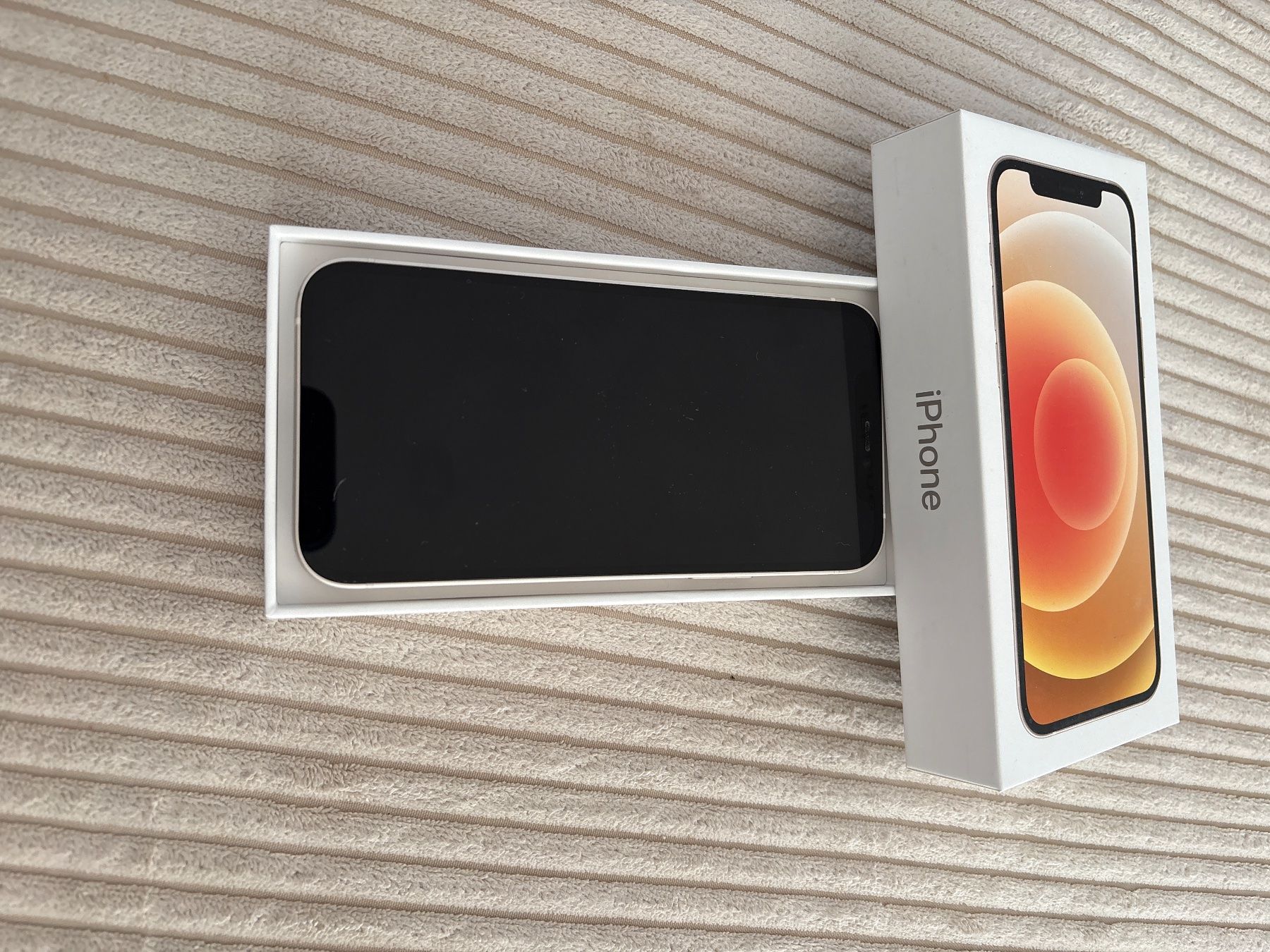 Apple Handys / Smartphones: Apple iPhone 12 – Gebraucht aus Brüttisellen von Funanbulle