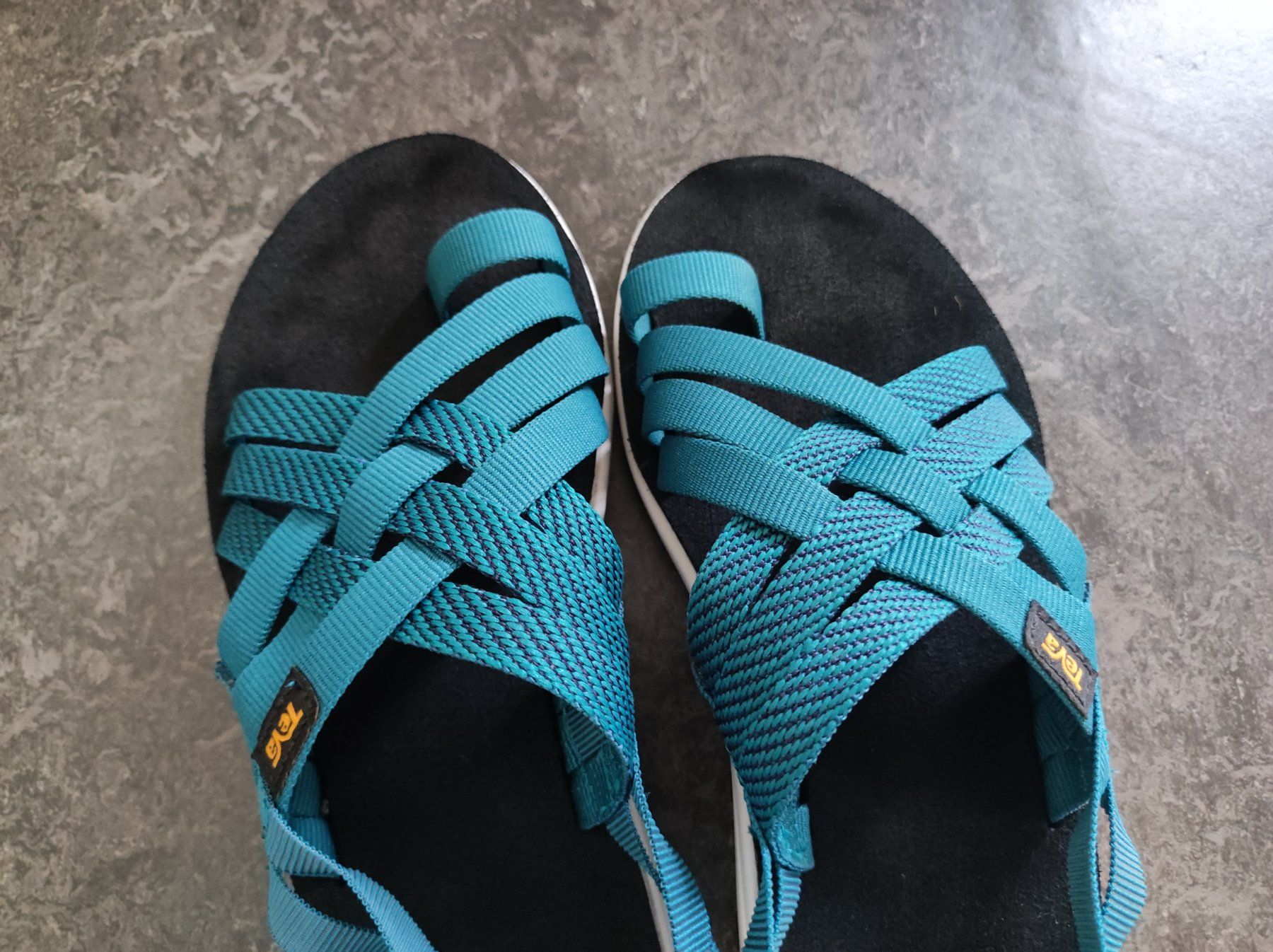 Teva Scarpe da donna: Teva Voya Strappy, Gr. 38, evtl. Gr.37 – Usato da Wohlen AG venduto da Tikale 1