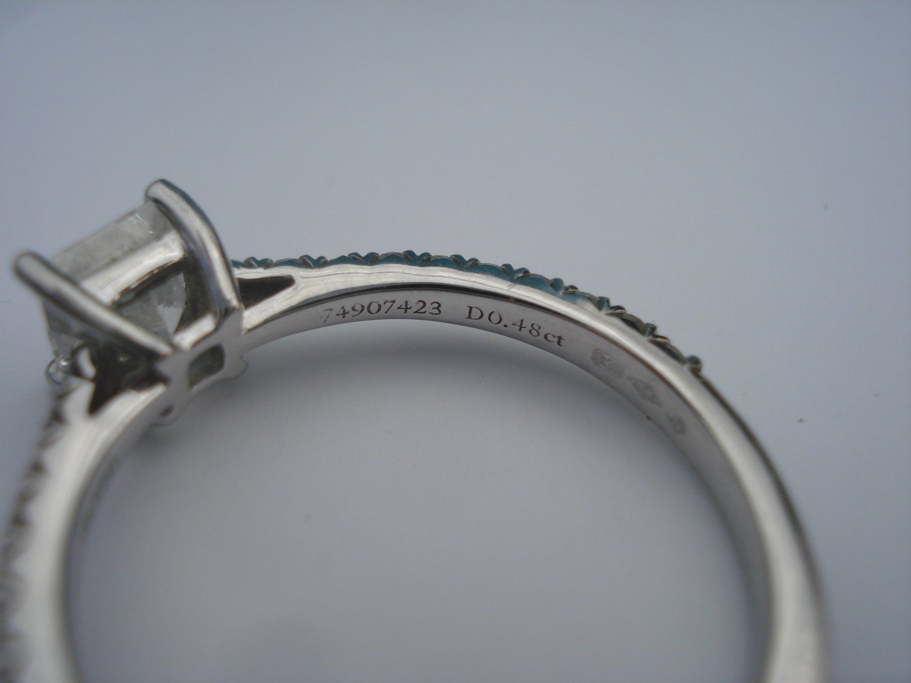 Tiffany & Co. Ringe: Tiffany & Co. Ring Princess Cut Pt 950 – Gebraucht aus Basel von art.basel 5