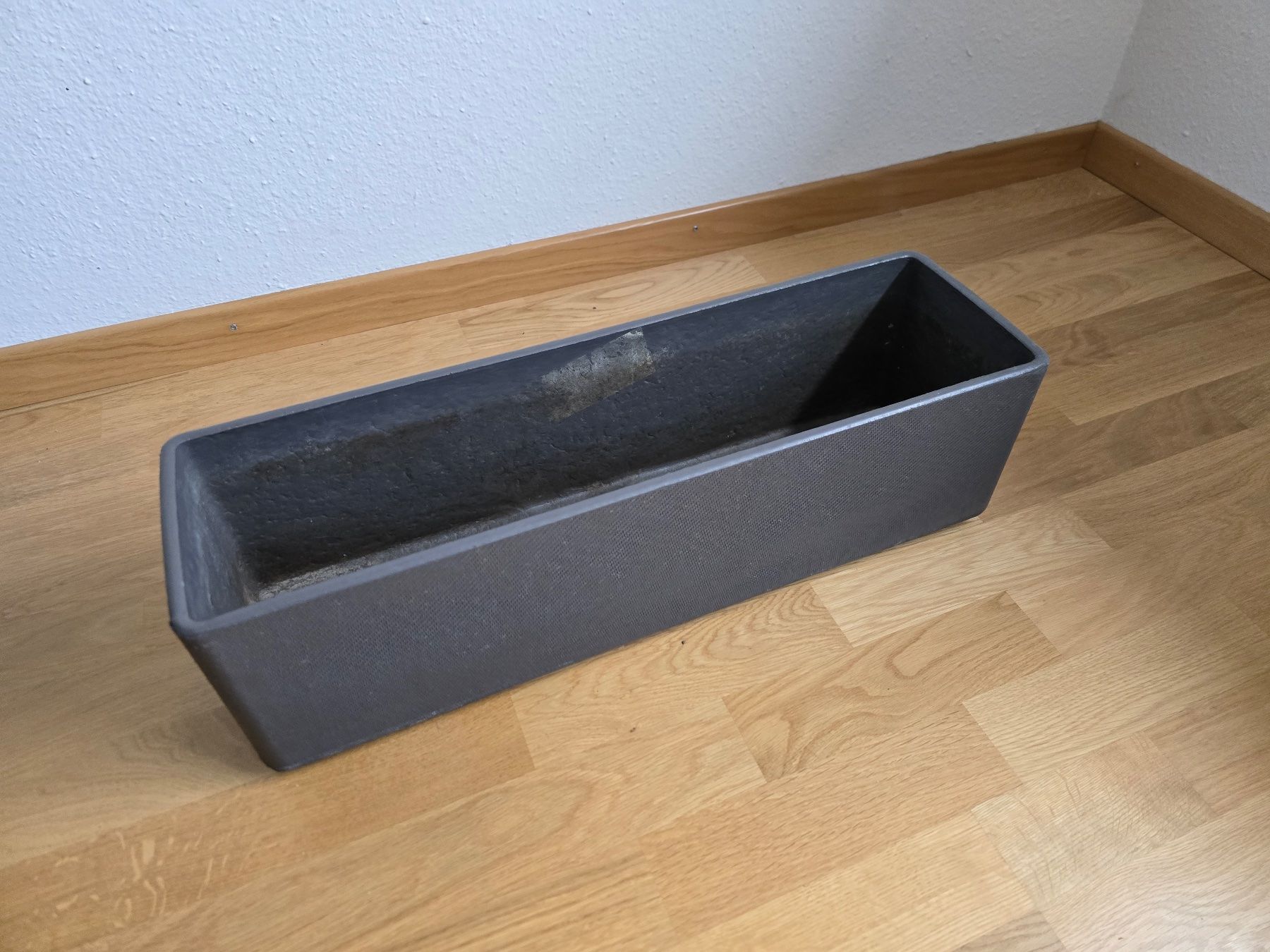 Eternit Vasi per fiori: 4 Blumenkisten von Eternit – Usato da Fischbach-Göslikon venduto da roger301272
