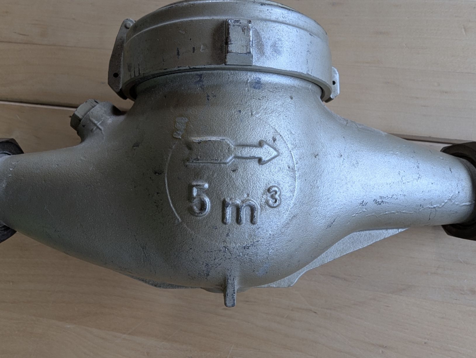 Misurare: Wasserzähler WFA Zürich – Usato da Leuzigen venduto da Johannes7 3