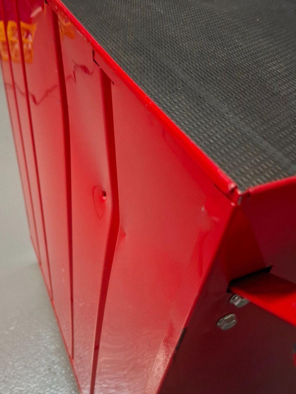 Korpus: Servante à outils rouge 7 tiroirs sans clés – Gebraucht aus Villars-Ste-Croix von pau_8fls 6