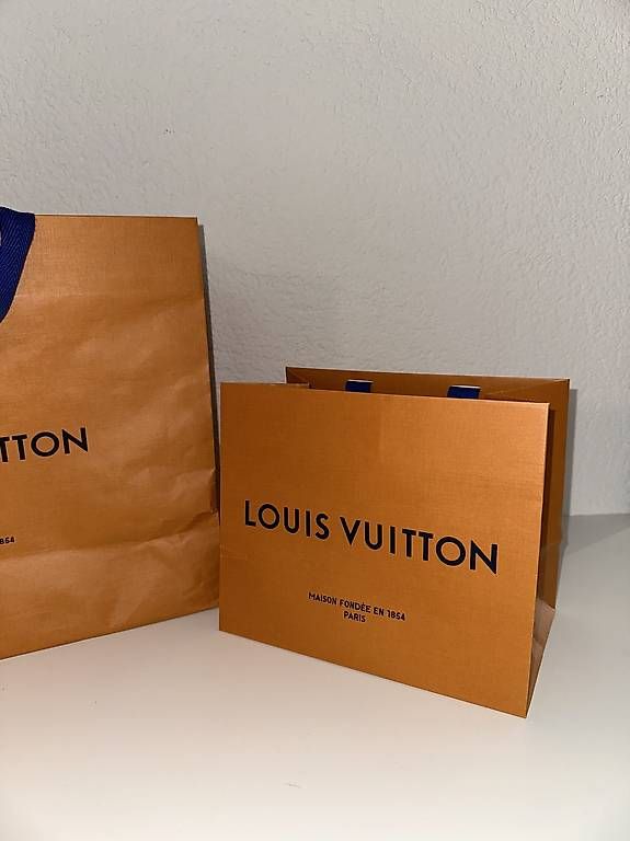 Borse: Louis Vuitton Tüten – Usato da Hitzkirch venduto da Oli.Fashion 2