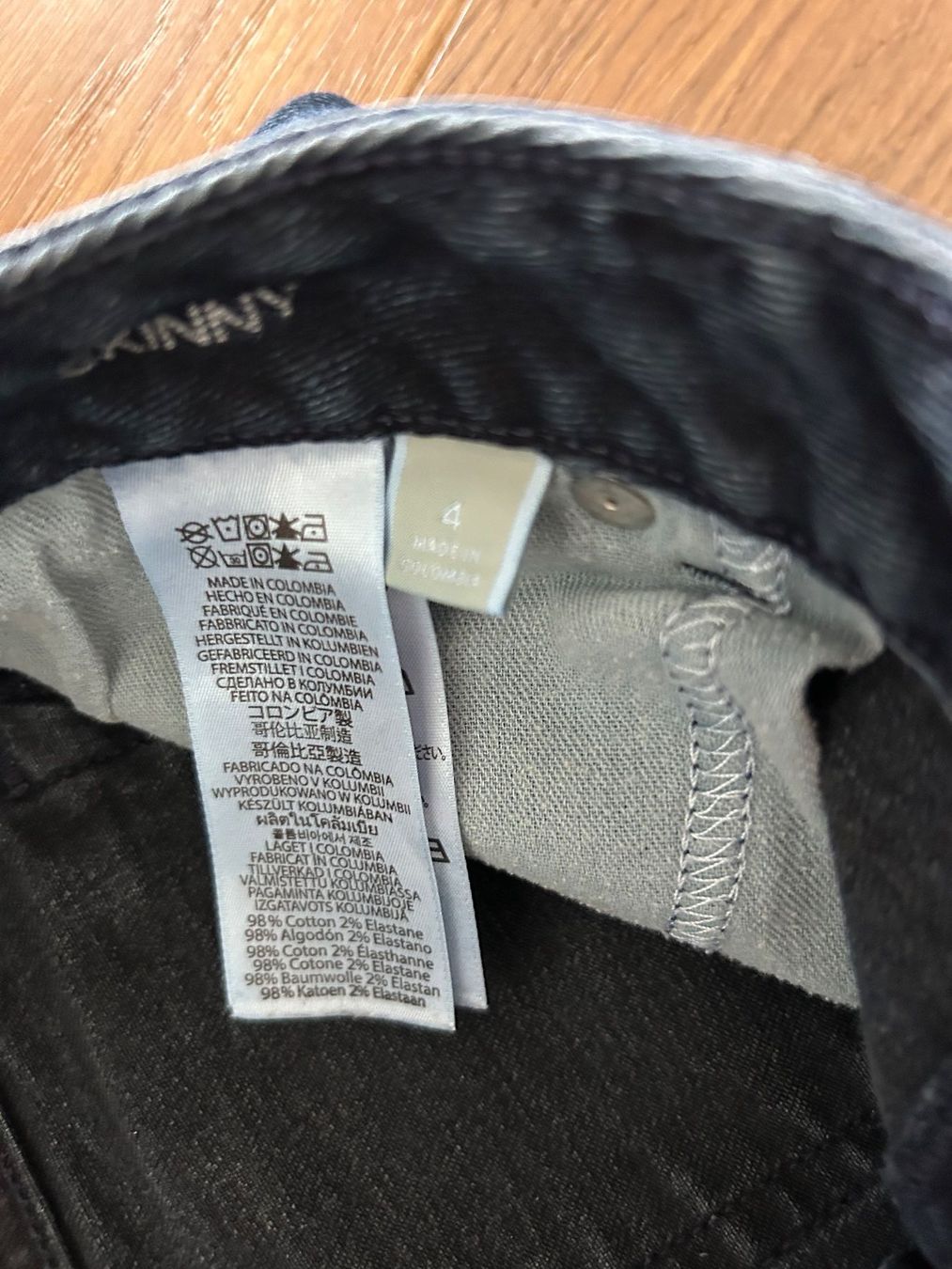 Michael Kors Jeans: Jeans Michael Kors dunkelblau – Gebraucht aus Schwyz von lookatit 2