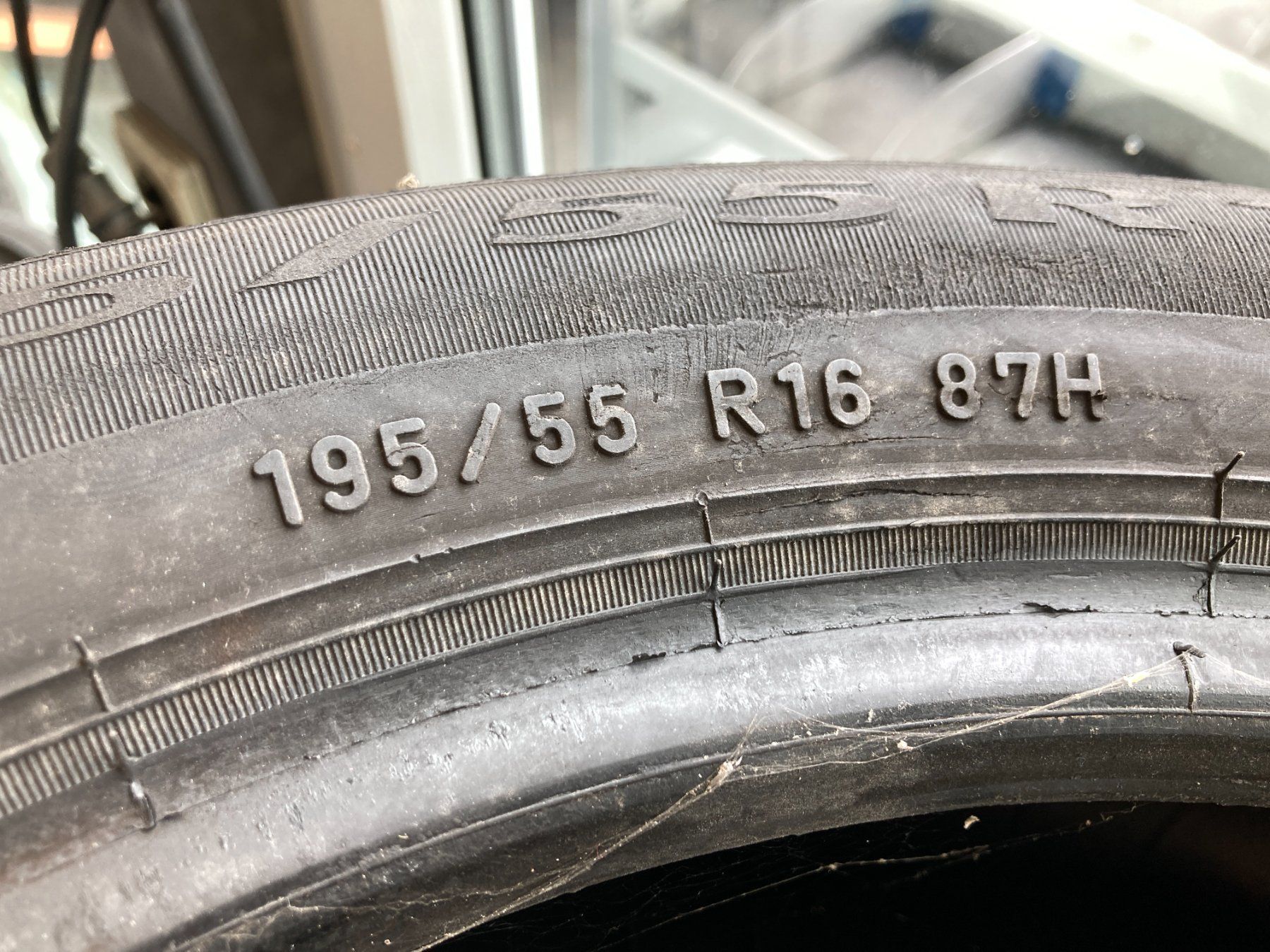 Pirelli Pneumatici & Ruote complete: 195/55R16 Sommerpneu Pirelli – Usato da Cham venduto da WB2223 2