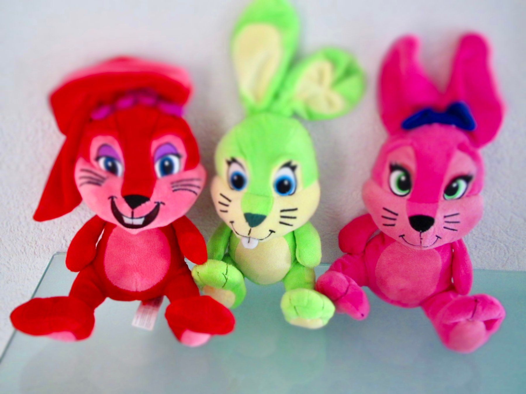 Migros Giocattoli: 3 PELUCHES LAPIN MIGROS – Usato da Murten venduto da Selliot
