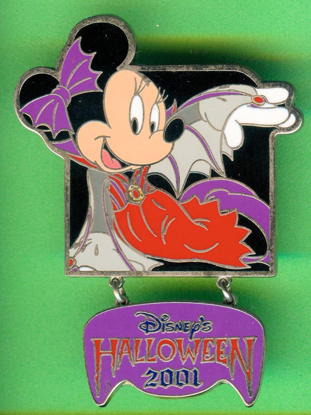 Disney Placchette & Badge: Disney   MINNI  Halloween  2001 – Usato da Winterthur venduto da Sammleroase