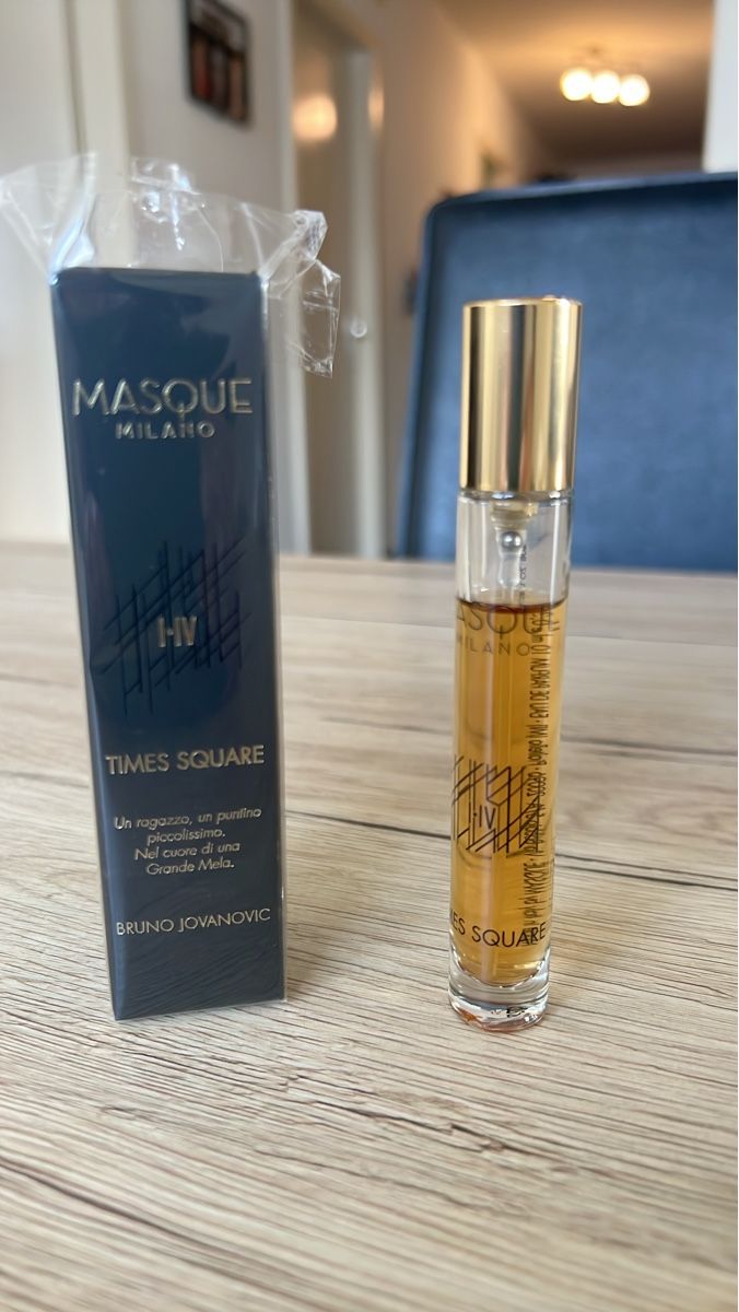 Profumi & Eau de Toilette: Masque Milano Times Square – Nuovo (secondo la descrizione) da La Chaux-de-Fonds venduto da GabrielaKlein 1