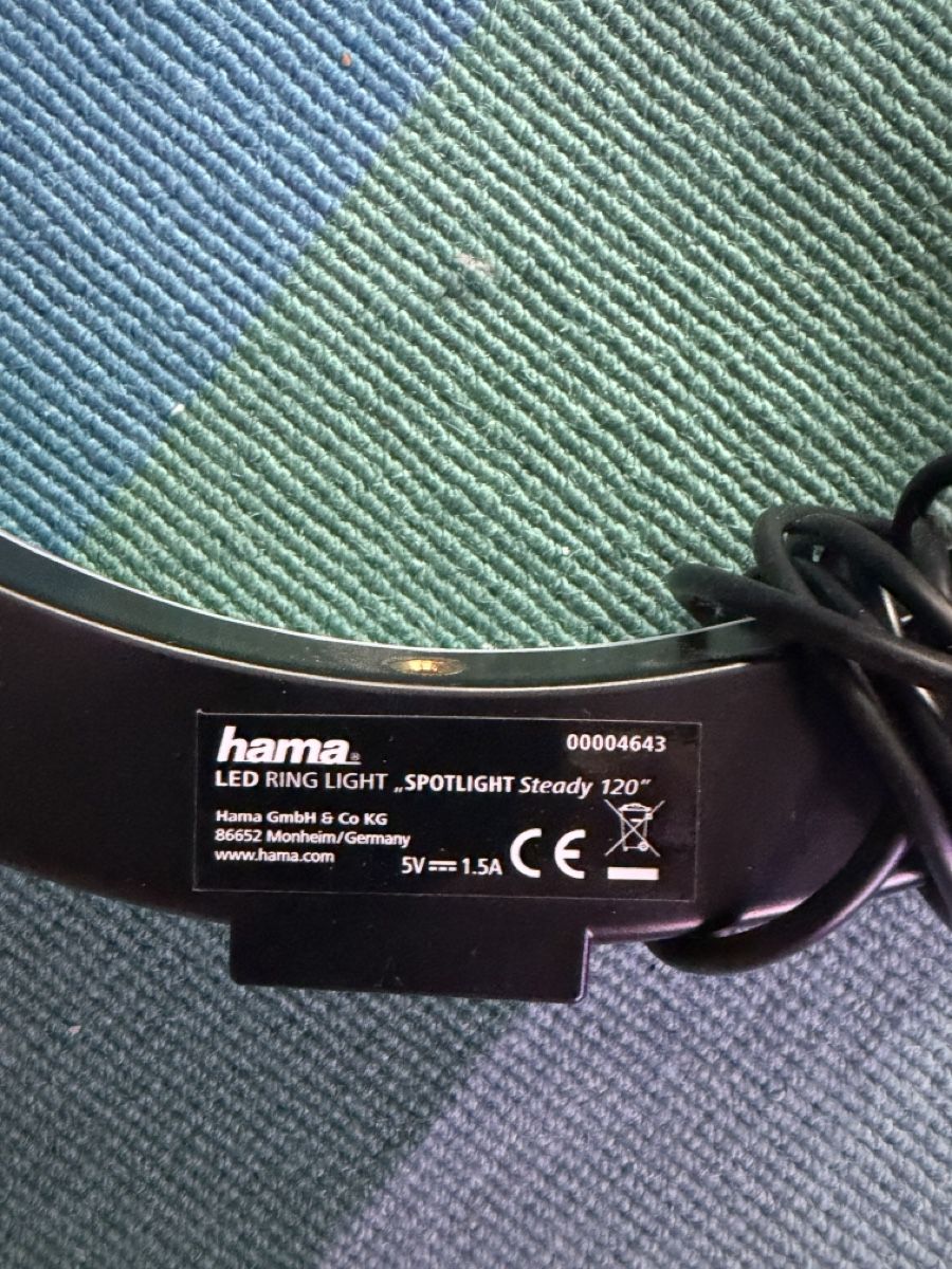 Lampade: LED Ringlicht Hama Spotlight Steady 120 inkl. Stativ – Usato da Zürich venduto da Laszlo75-ZH 1
