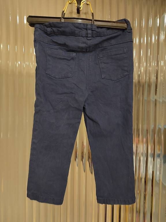 Hosen: Pantalon fille 2 ans 86cm – Gebraucht aus Veyrier von cec_2xq6