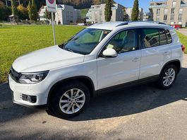 VW Tiguan 2.0 TSI 4MOTION DSG Vollausstattung  Top Zustand