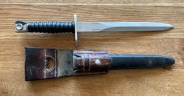 Bajonett mit Scheide Leder braun Metall gebraucht