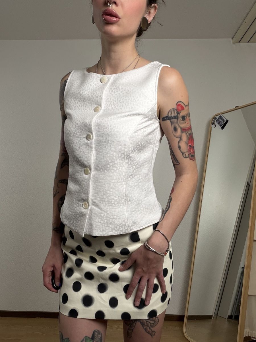 Tops: Vintage White Sleeveless Blouse – Gebraucht aus Knonau von Grapesvintage 6