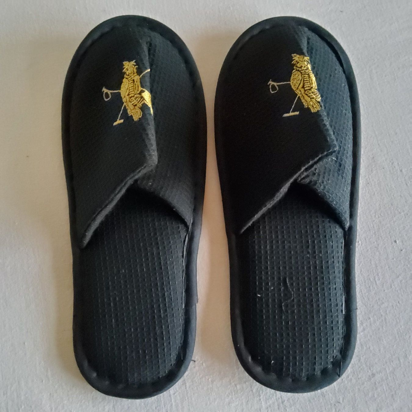Scarpe da uomo: Finken vom Hotel in Singapur – Nuovo (secondo la descrizione) da Villnachern venduto da RicardoMary