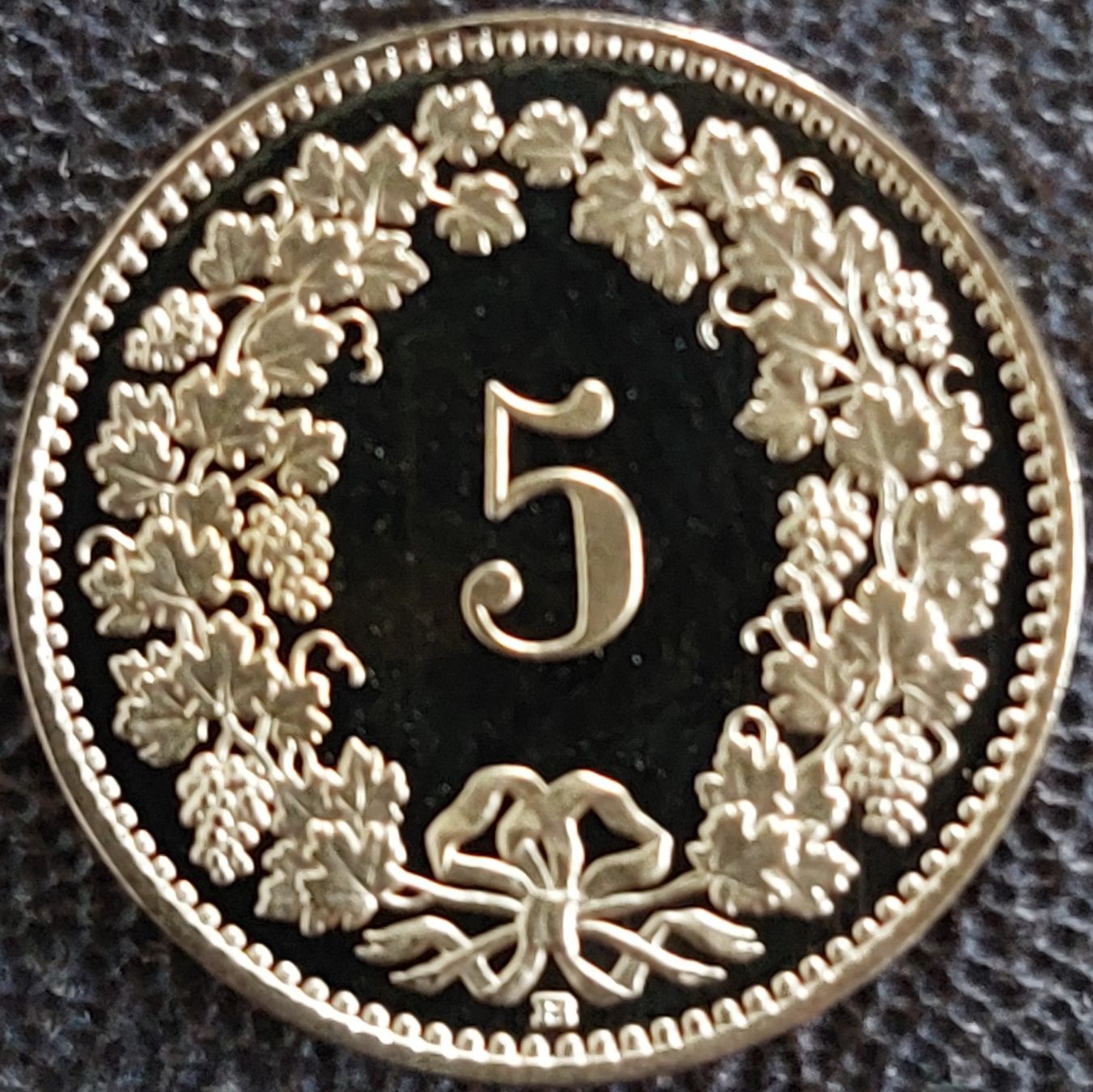 Tutti le monete: 5 Rappen 2015 stgl. / aus Münzsatz – Nuovo (secondo la descrizione) da Arch venduto da coinsandmore 1