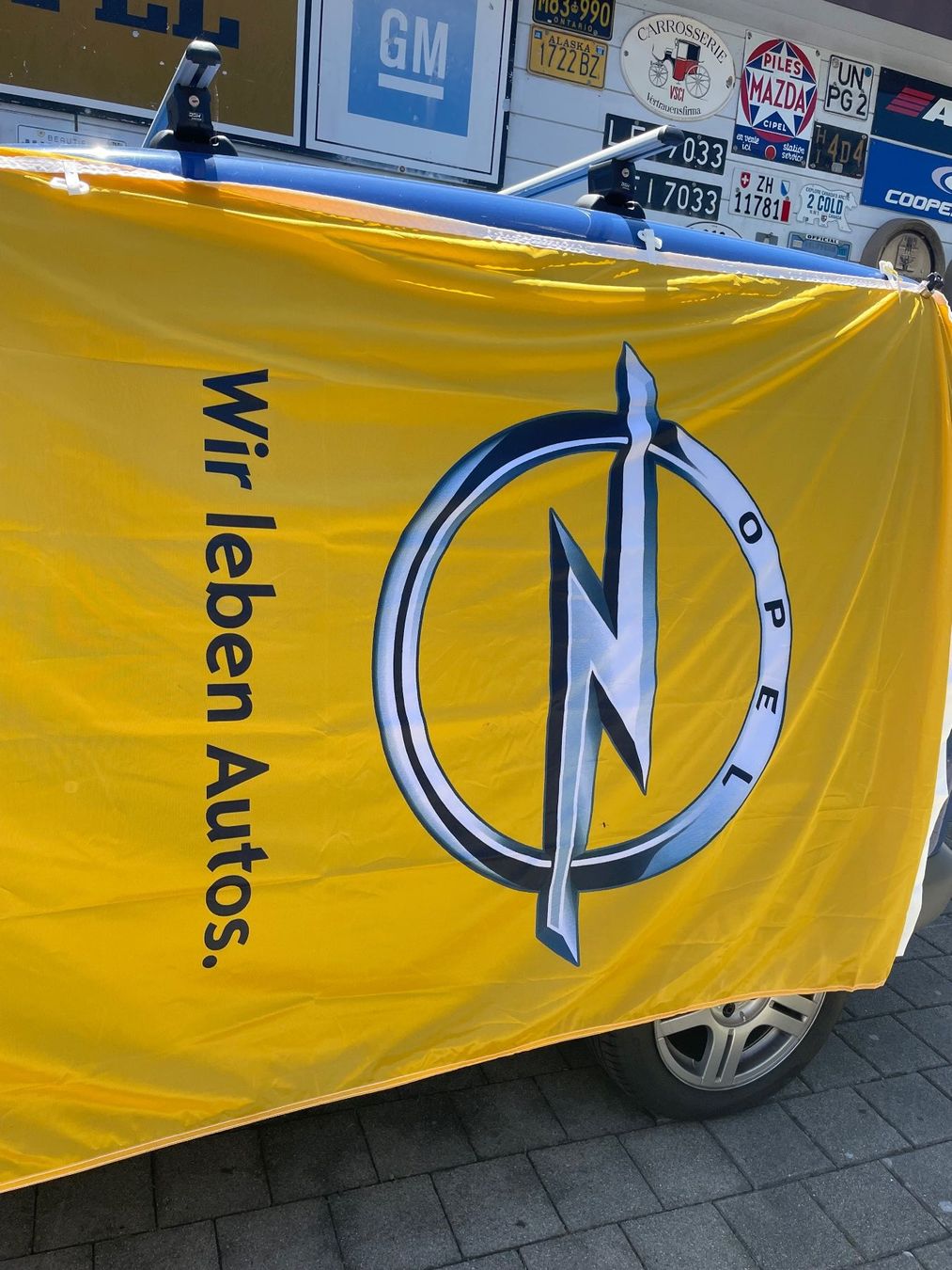 Fahnen: OPEL Fahne  -  Original – Neu (gemäss Beschreibung) aus Menziken von Hotdevil1
