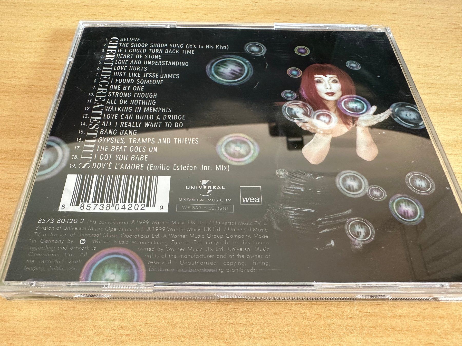 CD: Cher – The Greatest Hits – Usato da Rikon im Tösstal venduto da Alpenmutz 1