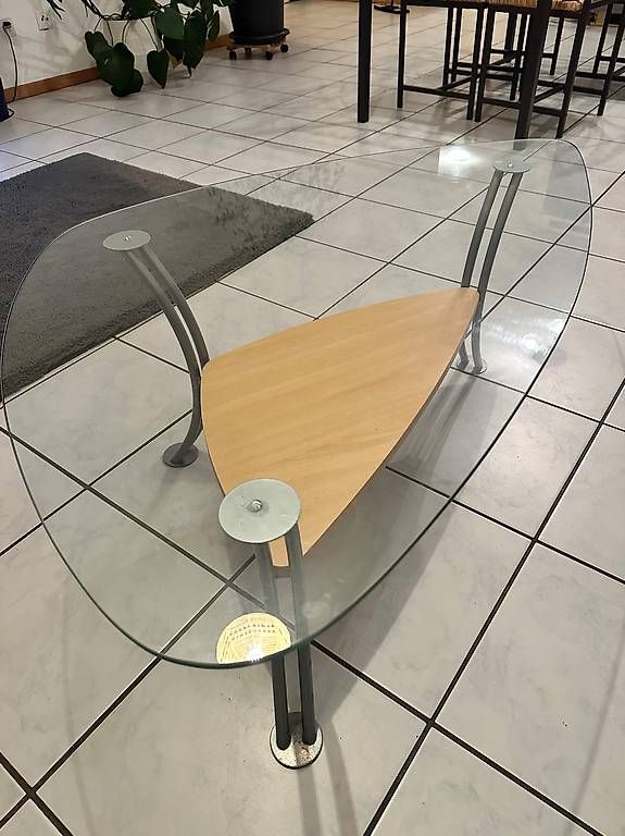 Tables: Kleine tisch – D'occasion à Leukerbad par leo_2cz7