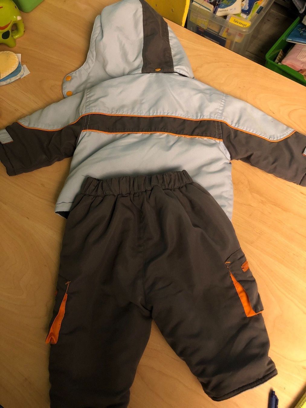Completi: Warmer Winteranzug Gr.68 – Usato da Obergerlafingen venduto da cabo4 1