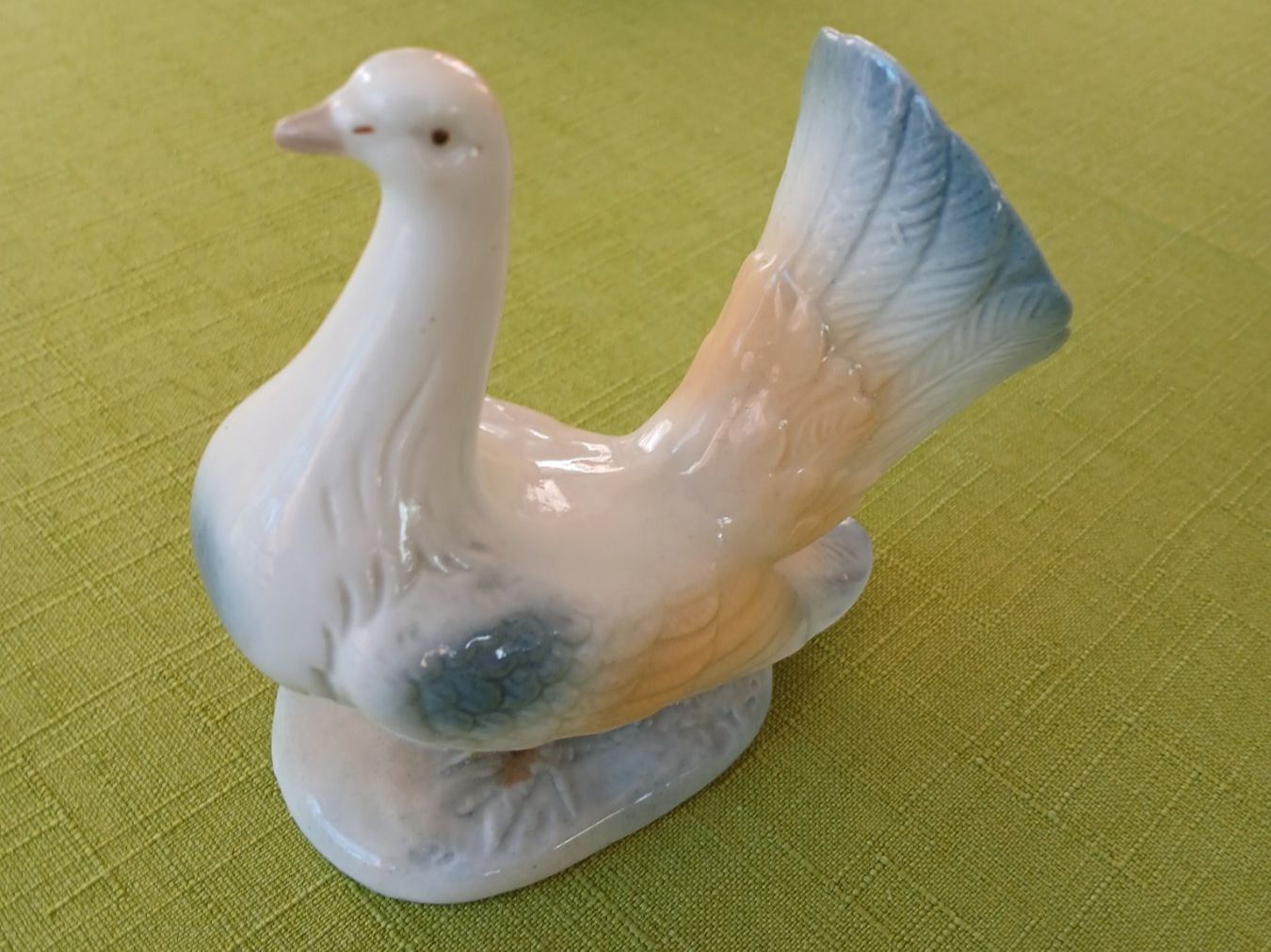 Figuren: Porzellan-Figur >>Taube<< – Gebraucht aus Hinwil von Unglaubliche-Treffer
